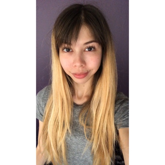 Meet your Posher, Danyelle - Picture 2 of 2